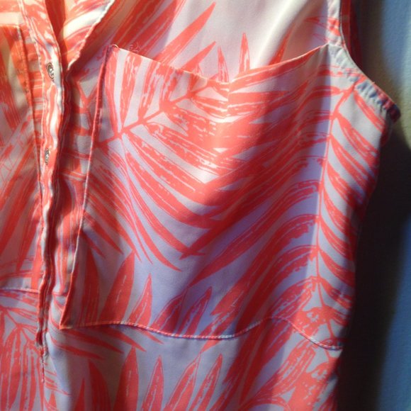 dynamite sleeveless button down blouse sz. small - Picture 7 of 8